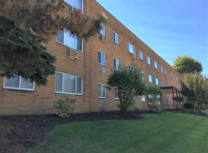3880 Mayfield Road - 201