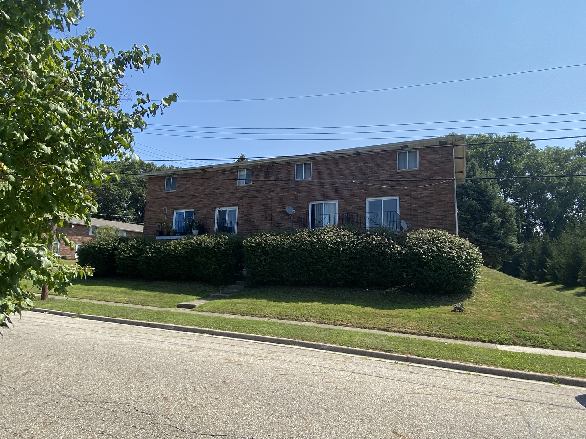 1265 Cliffside Ave - 1265